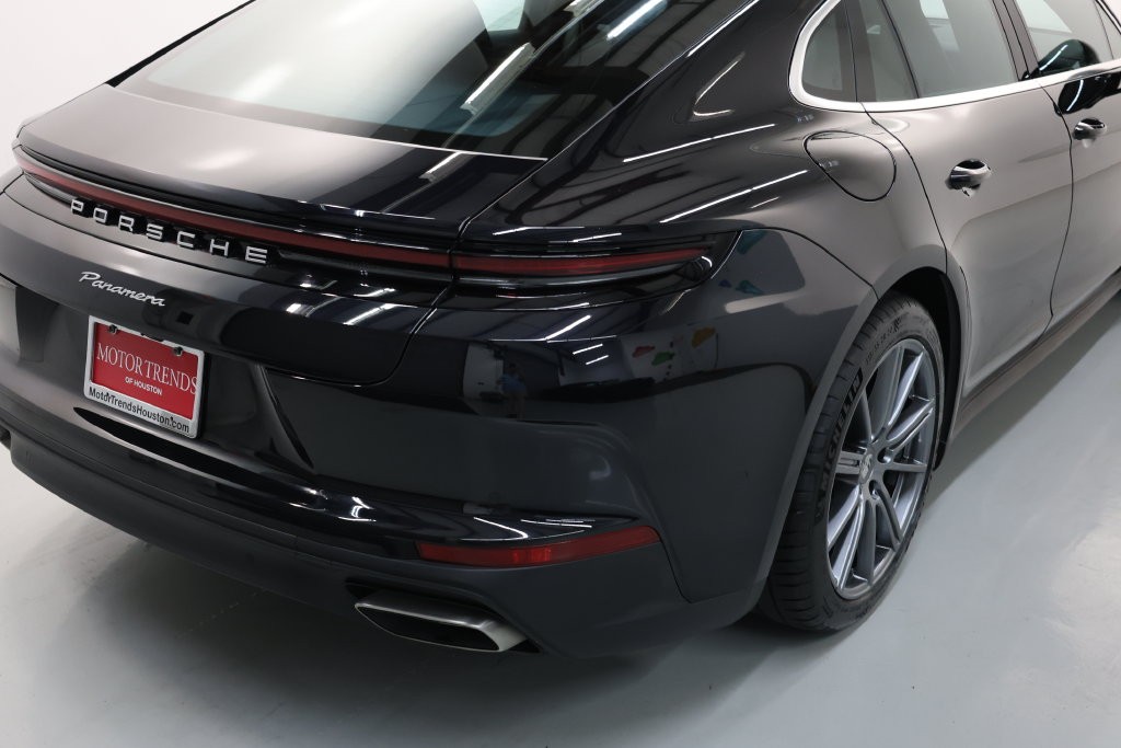 Porsche Panamera Vehicle Full-screen Gallery Image 61