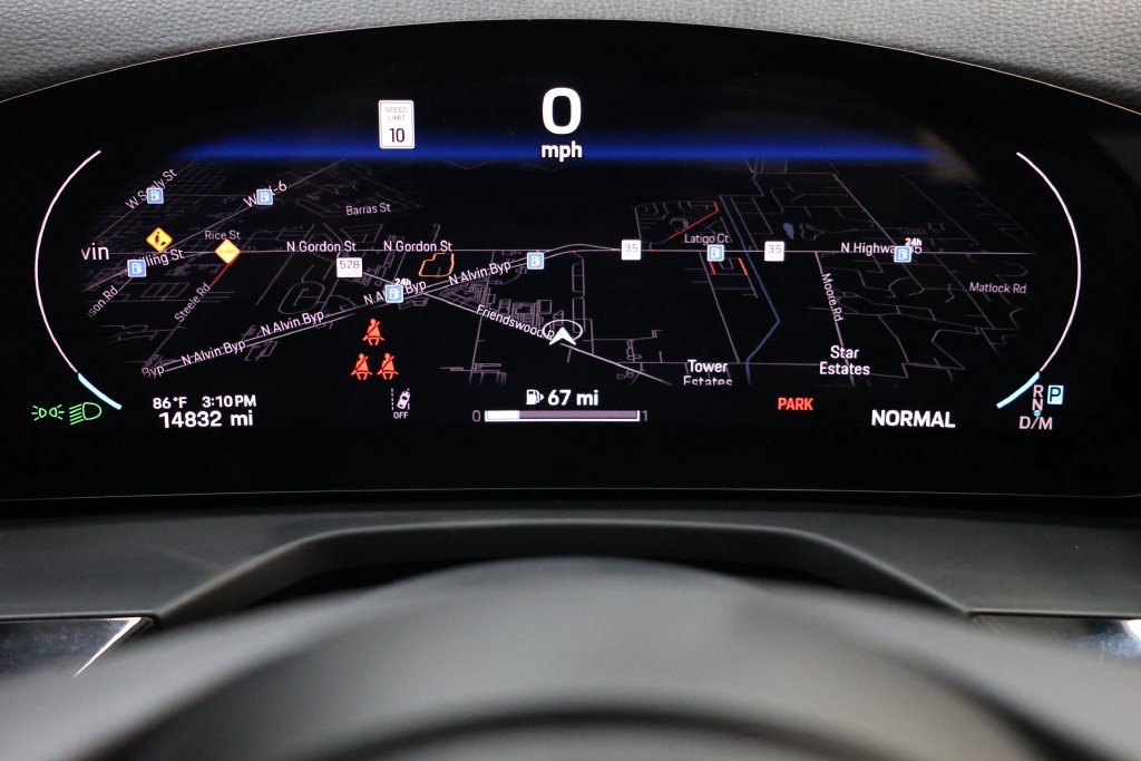 Porsche Panamera Vehicle Full-screen Gallery Image 85