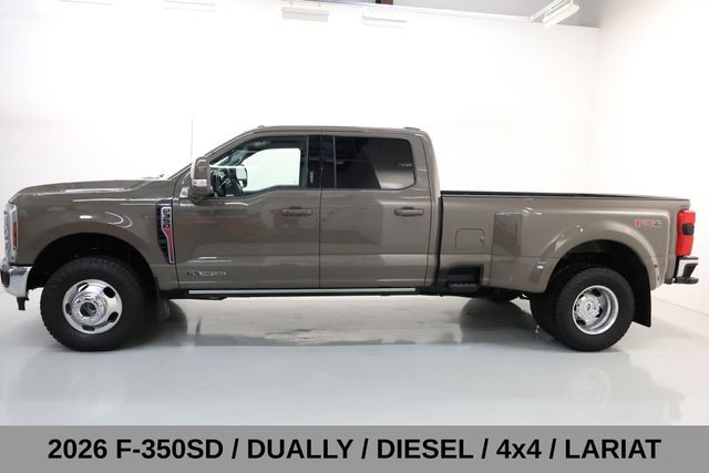 Ford F-350SD Vehicle Full-screen Gallery Image 11