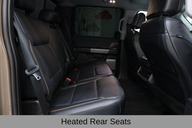 Ford F-350SD Vehicle Full-screen Gallery Image 32