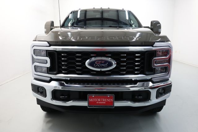 Ford F-350SD Vehicle Full-screen Gallery Image 59