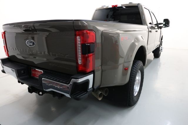 Ford F-350SD Vehicle Full-screen Gallery Image 64
