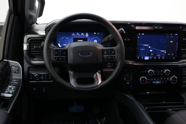Ford F-350SD Vehicle Full-screen Gallery Image 78