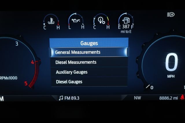 Ford F-350SD Vehicle Full-screen Gallery Image 89