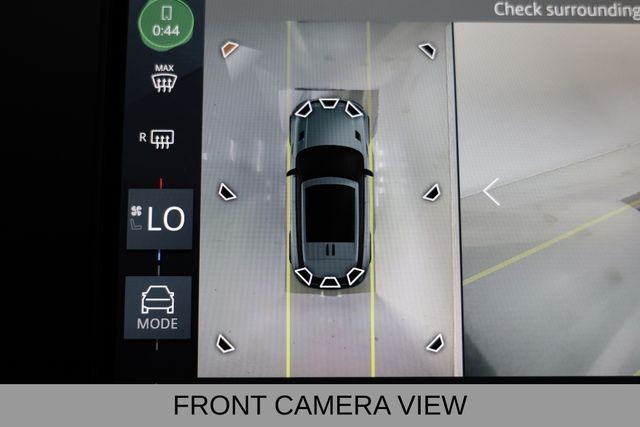 Land Rover Range Rover Sport Vehicle Full-screen Gallery Image 18