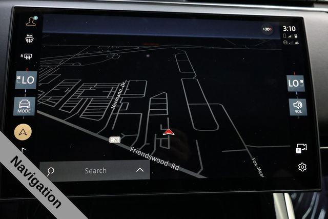 Land Rover Range Rover Sport Vehicle Full-screen Gallery Image 19