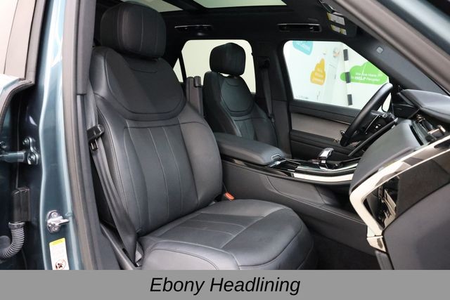 Land Rover Range Rover Sport Vehicle Full-screen Gallery Image 30