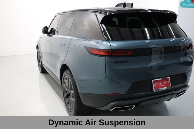 Land Rover Range Rover Sport Vehicle Full-screen Gallery Image 39