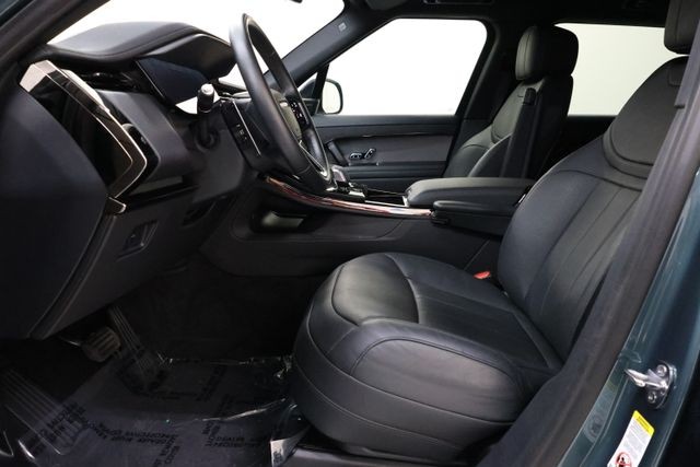 Land Rover Range Rover Sport Vehicle Full-screen Gallery Image 59