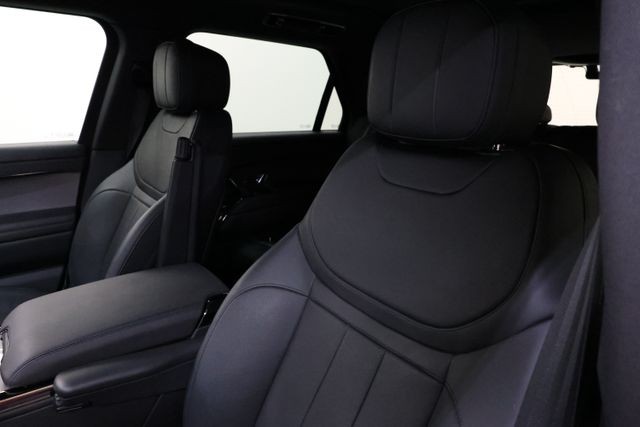 Land Rover Range Rover Sport Vehicle Full-screen Gallery Image 60