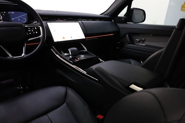 Land Rover Range Rover Sport Vehicle Full-screen Gallery Image 70