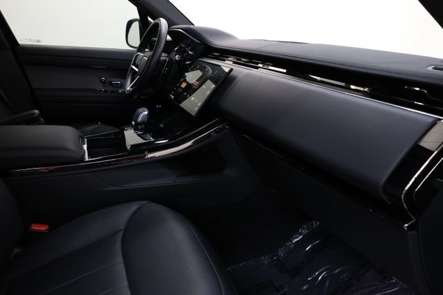 Land Rover Range Rover Sport Vehicle Full-screen Gallery Image 74