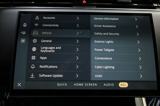 Land Rover Range Rover Sport Vehicle Full-screen Gallery Image 84