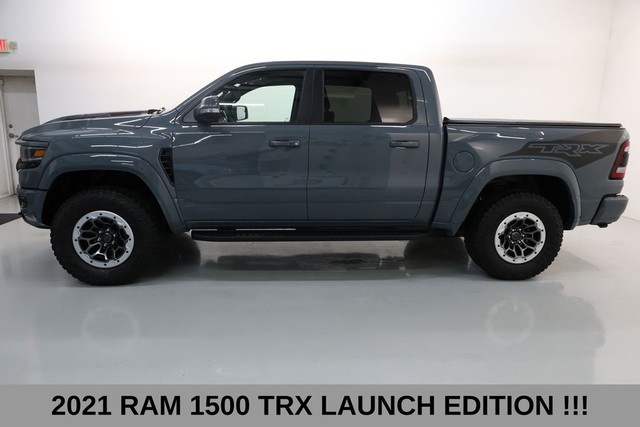 Ram 1500 Vehicle Full-screen Gallery Image 04