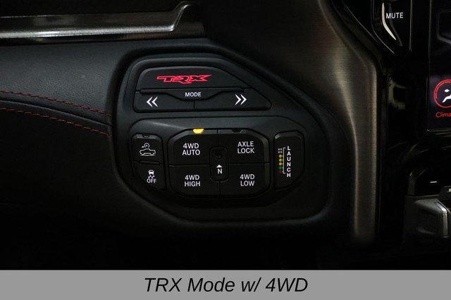 Ram 1500 Vehicle Full-screen Gallery Image 27