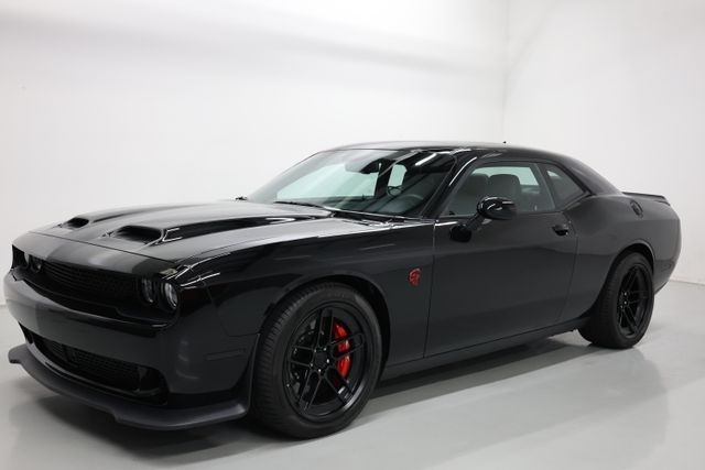 more details - dodge challenger