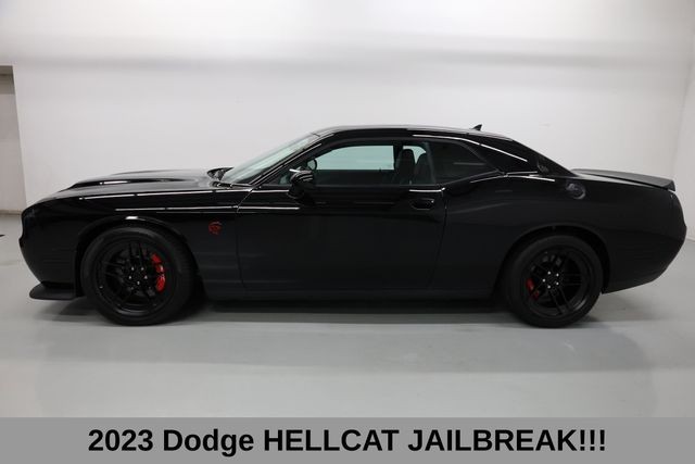 Dodge Challenger Vehicle Full-screen Gallery Image 04