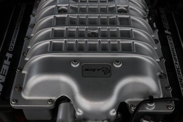 Dodge Challenger Vehicle Full-screen Gallery Image 100