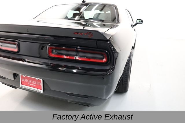 Dodge Challenger Vehicle Full-screen Gallery Image 47