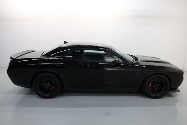 Dodge Challenger Vehicle Full-screen Gallery Image 53