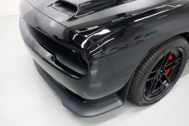 Dodge Challenger Vehicle Full-screen Gallery Image 57