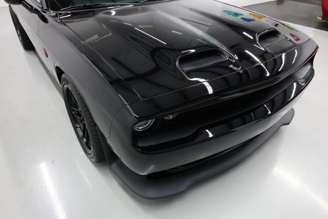 Dodge Challenger Vehicle Full-screen Gallery Image 58