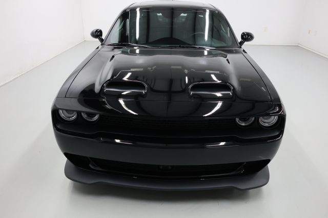 Dodge Challenger Vehicle Full-screen Gallery Image 59