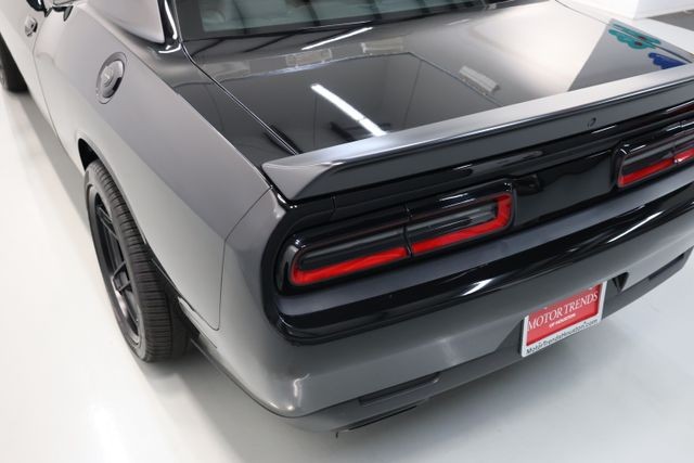 Dodge Challenger Vehicle Full-screen Gallery Image 62