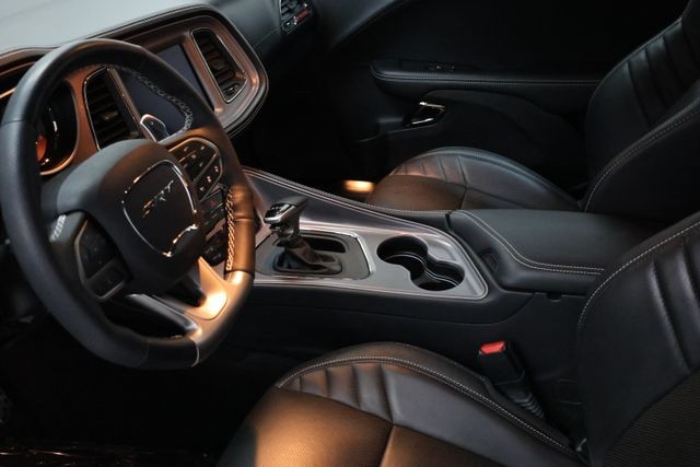 Dodge Challenger Vehicle Full-screen Gallery Image 74