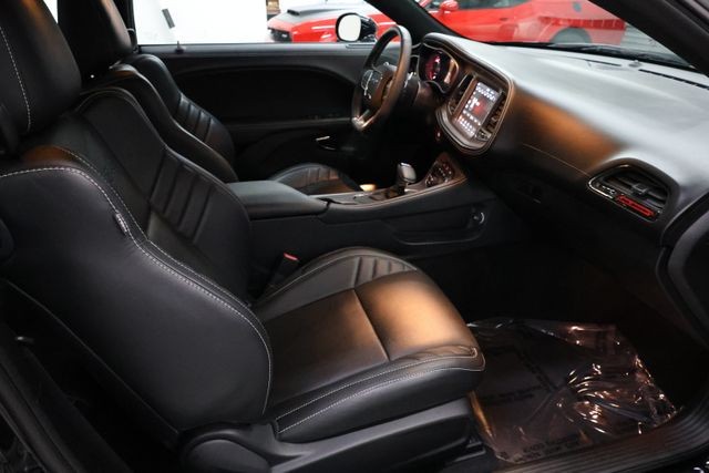 Dodge Challenger Vehicle Full-screen Gallery Image 80