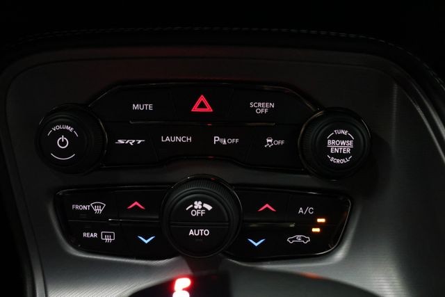 Dodge Challenger Vehicle Full-screen Gallery Image 84