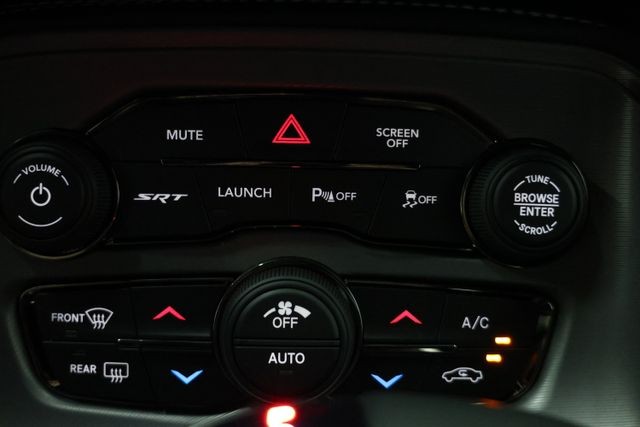 Dodge Challenger Vehicle Full-screen Gallery Image 85