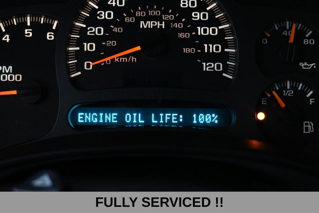 Chevrolet Silverado 1500 Vehicle Full-screen Gallery Image 06