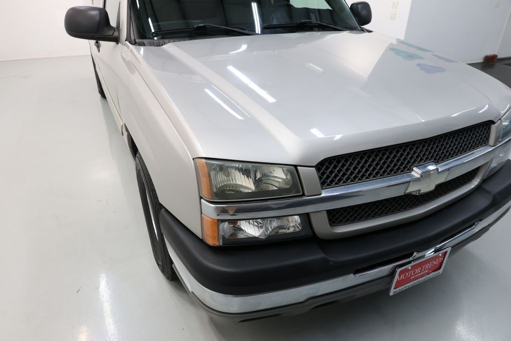Chevrolet Silverado 1500 Vehicle Full-screen Gallery Image 40