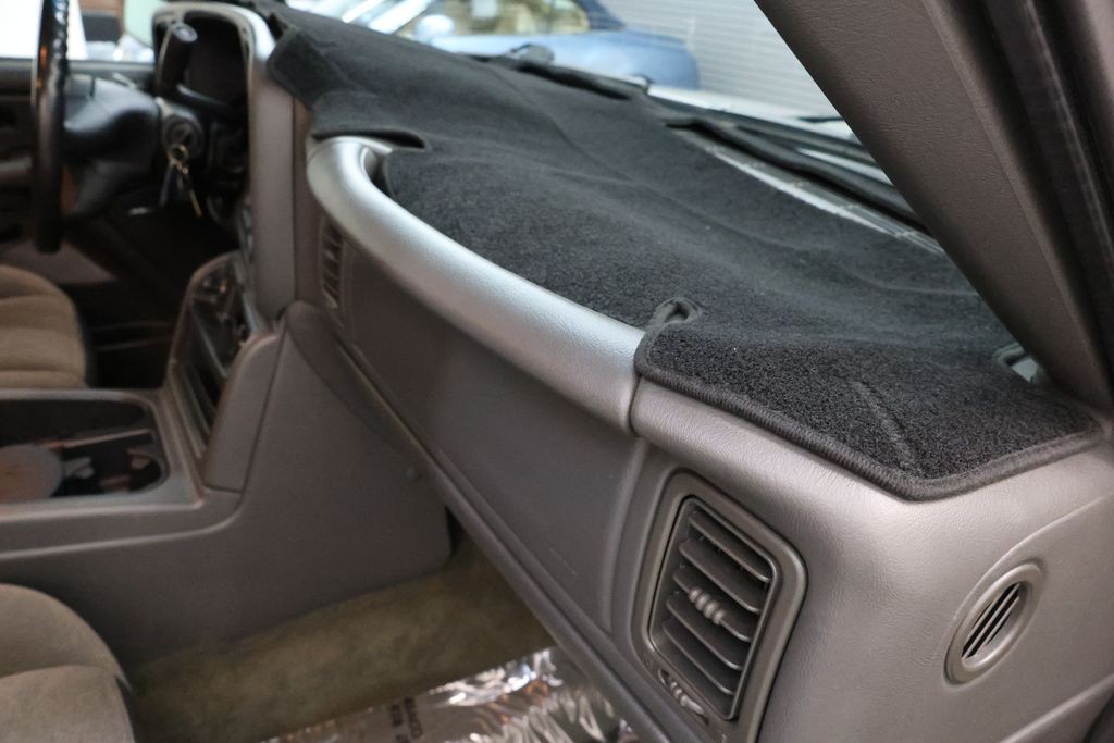 Chevrolet Silverado 1500 Vehicle Full-screen Gallery Image 59