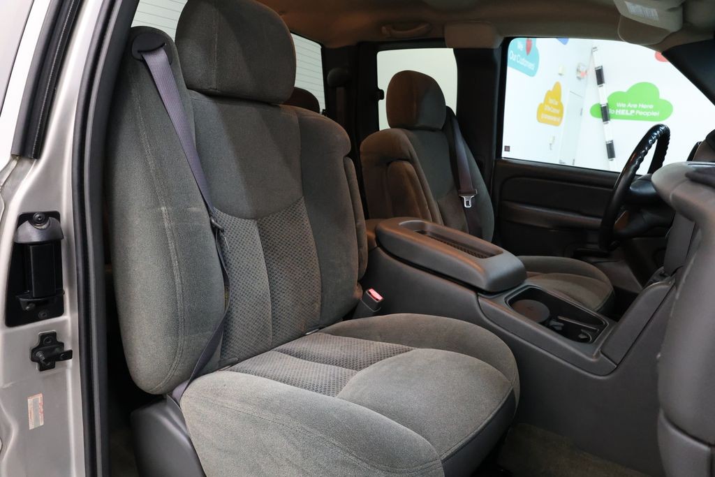 Chevrolet Silverado 1500 Vehicle Full-screen Gallery Image 62