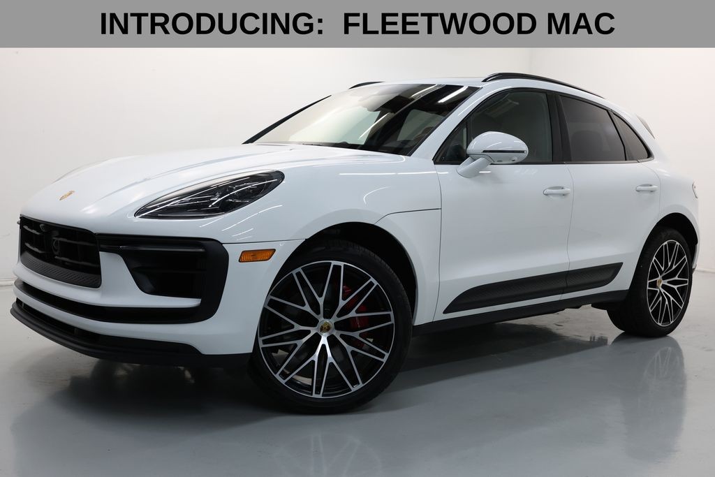 Porsche Macan Vehicle Full-screen Gallery Image 02