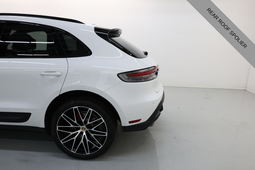 Porsche Macan Vehicle Full-screen Gallery Image 42