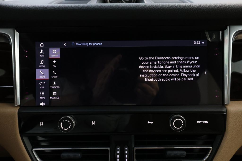 Porsche Macan Vehicle Full-screen Gallery Image 79