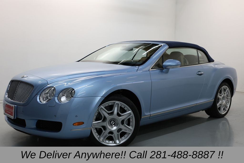 Bentley Continental GTC Vehicle Full-screen Gallery Image 03