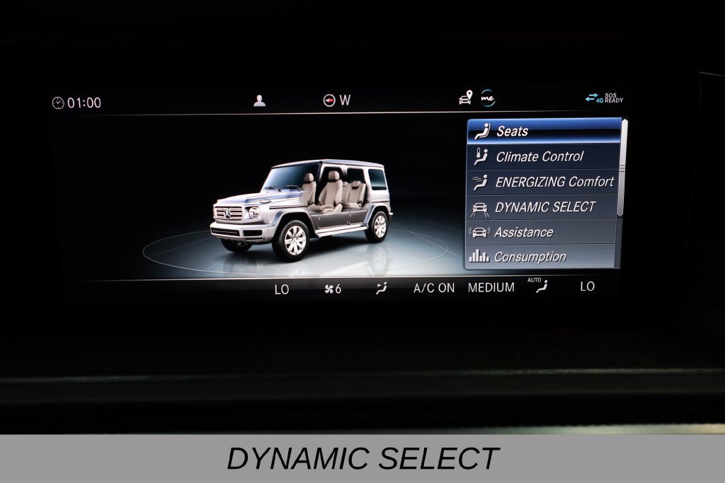 Mercedes-Benz G-Class Vehicle Full-screen Gallery Image 32