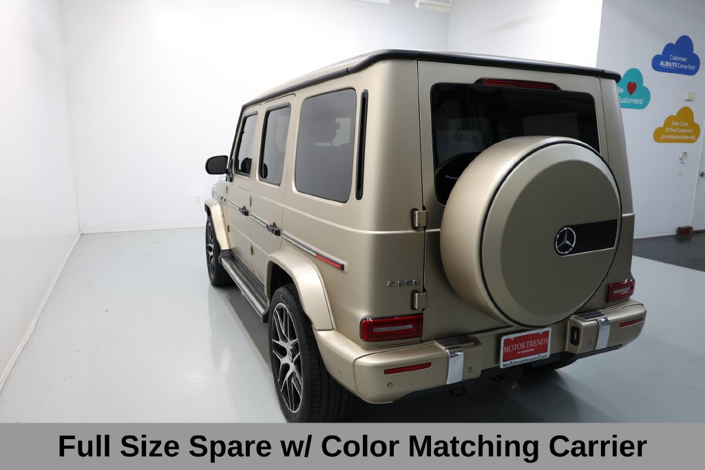 Mercedes-Benz G-Class Vehicle Full-screen Gallery Image 47