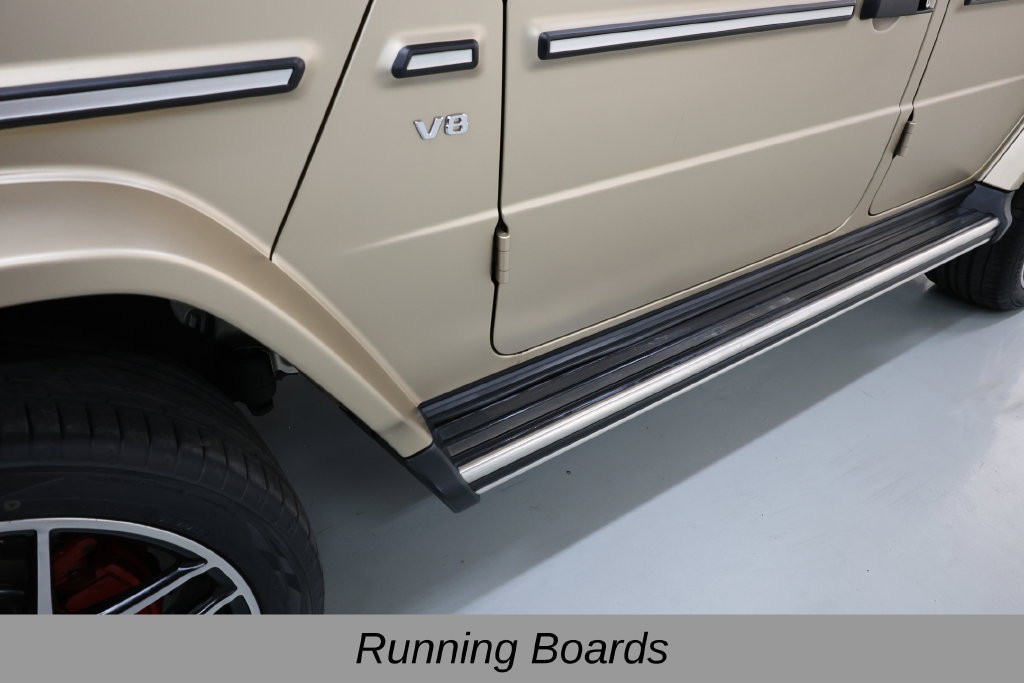 Mercedes-Benz G-Class Vehicle Full-screen Gallery Image 48