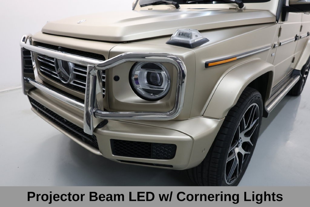 Mercedes-Benz G-Class Vehicle Full-screen Gallery Image 49