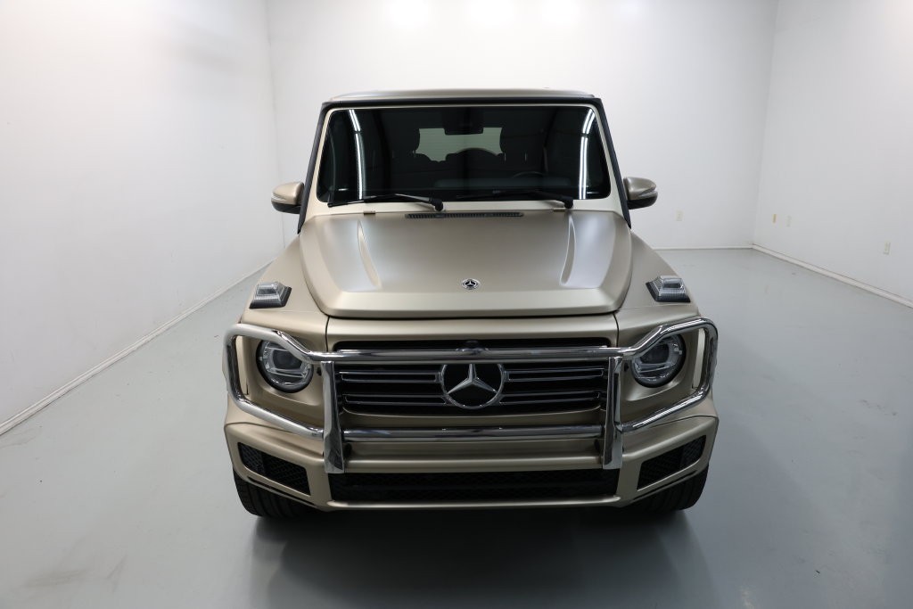 Mercedes-Benz G-Class Vehicle Full-screen Gallery Image 56