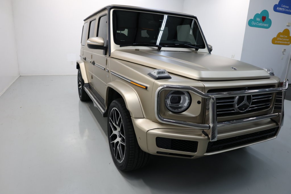 Mercedes-Benz G-Class Vehicle Full-screen Gallery Image 59