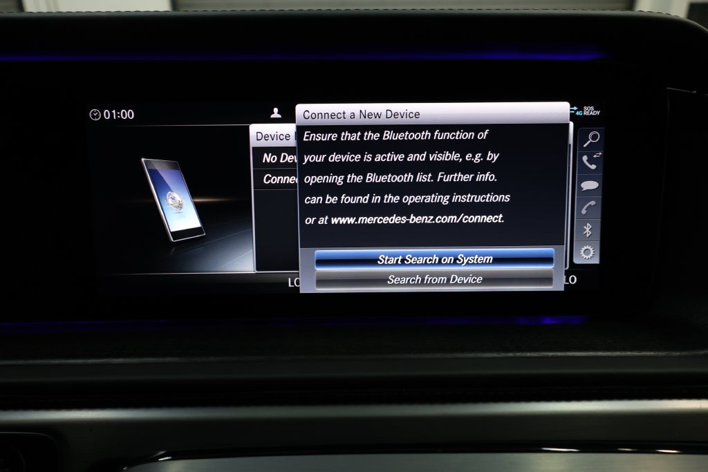 Mercedes-Benz G-Class Vehicle Full-screen Gallery Image 96