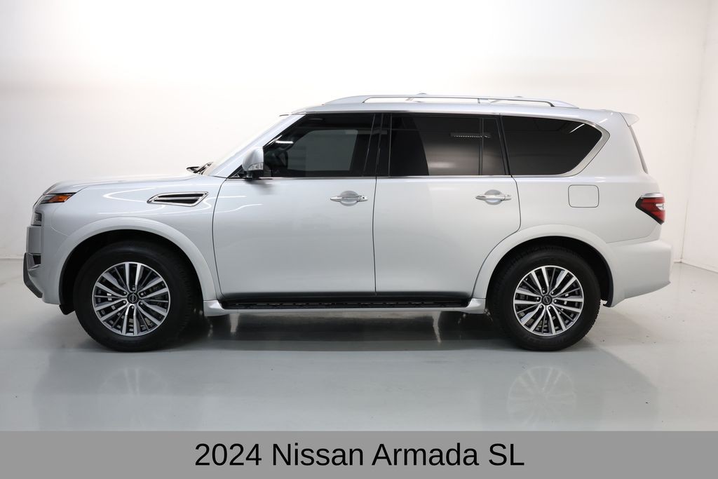 Nissan Armada Vehicle Full-screen Gallery Image 04