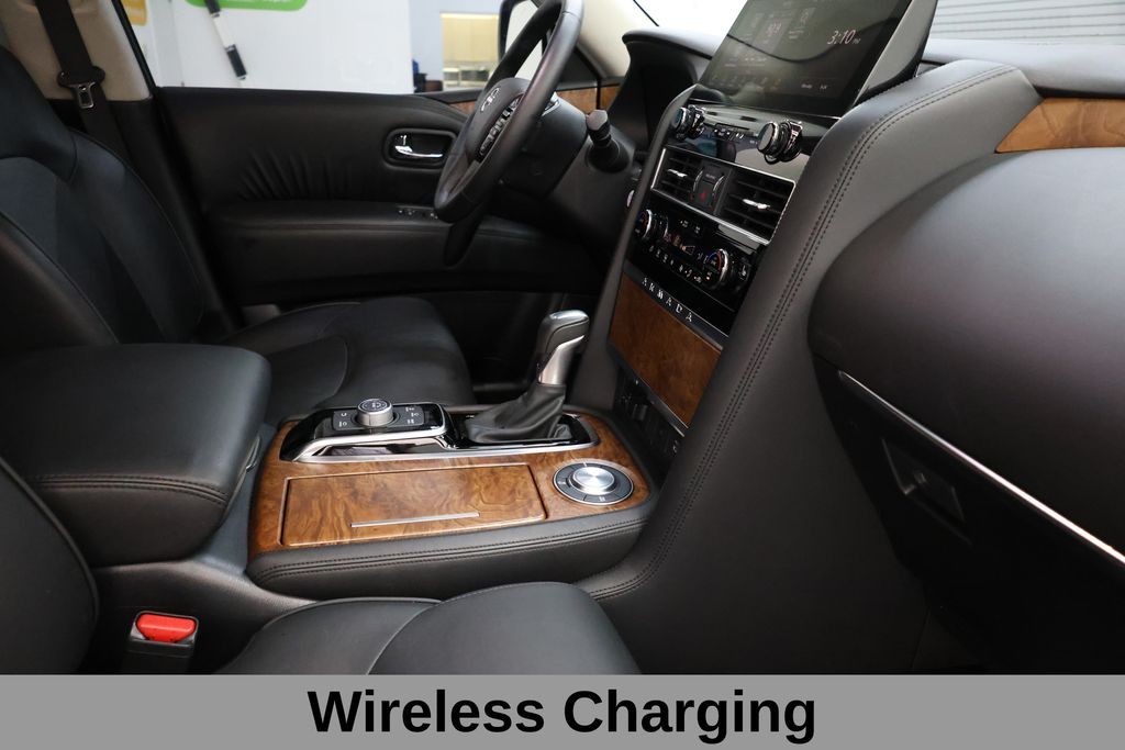 Nissan Armada Vehicle Full-screen Gallery Image 40