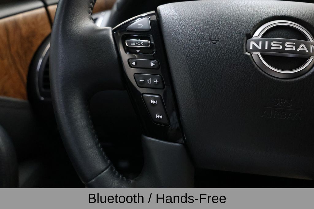 Nissan Armada Vehicle Full-screen Gallery Image 43